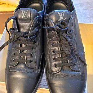 Authenticated Louis Vuitton men's black sneakers